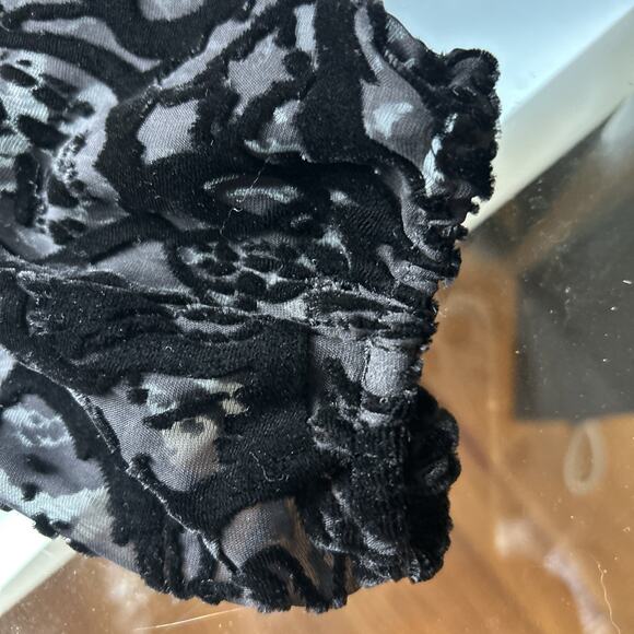 Johnny Was 4 Love and Liberty black Burnout Velvet Floral Silk Blend Top Size S - Picture 12 of 14